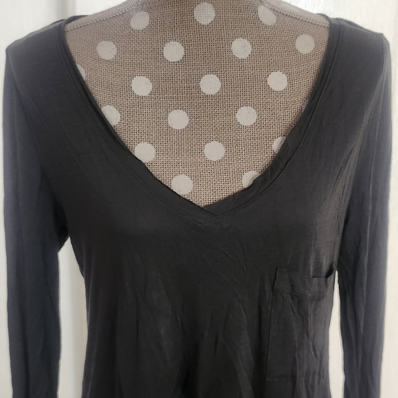 NWT olive long sleeved tee by Kenar - Picture 3 of 5